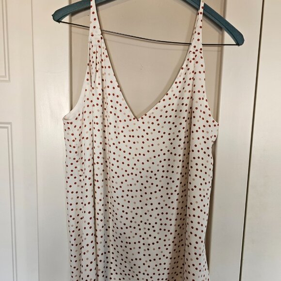 RW&CO - dressy flowy tank top size Large - Picture 4 of 4
